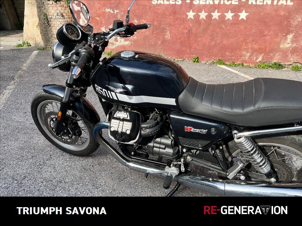 MOTO GUZZI V7 850 Special Abs