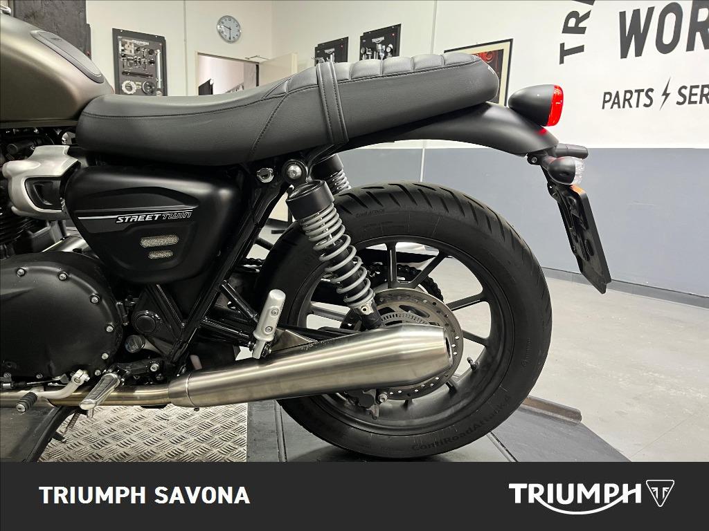 TRIUMPH Street Twin 900 