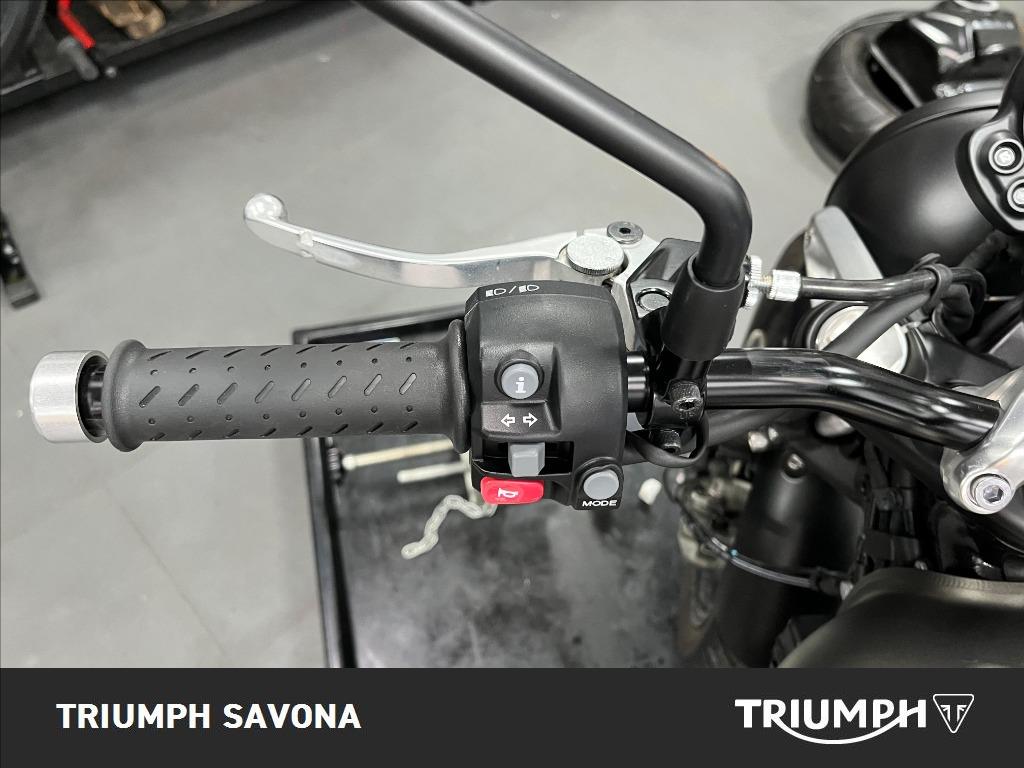 TRIUMPH Street Twin 900 