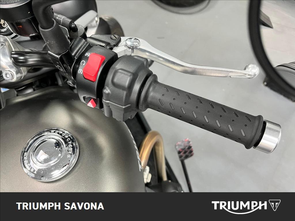 TRIUMPH Street Twin 900 
