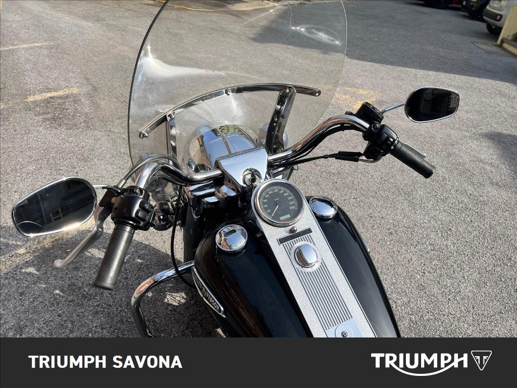 HARLEY-DAVIDSON Road King 1449 FLHRCI 1450 ie Classic