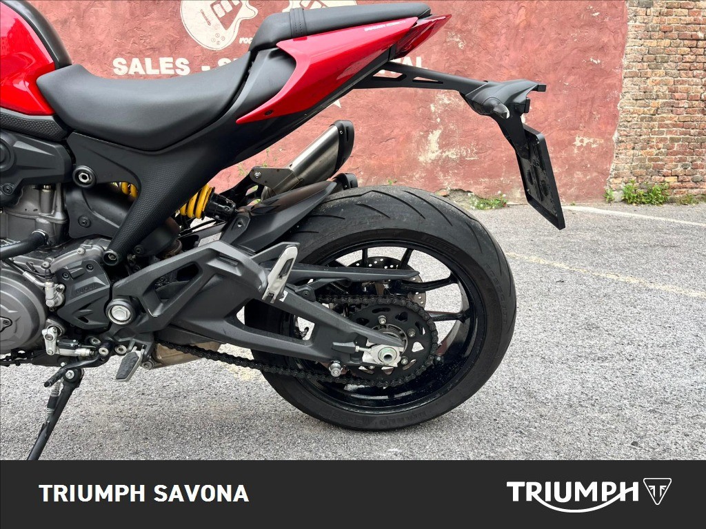 DUCATI Monster 937 Red