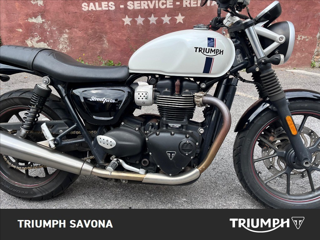 TRIUMPH Street Twin 900 