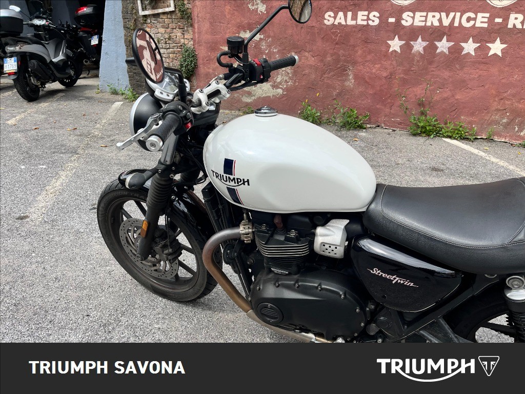 TRIUMPH Street Twin 900 