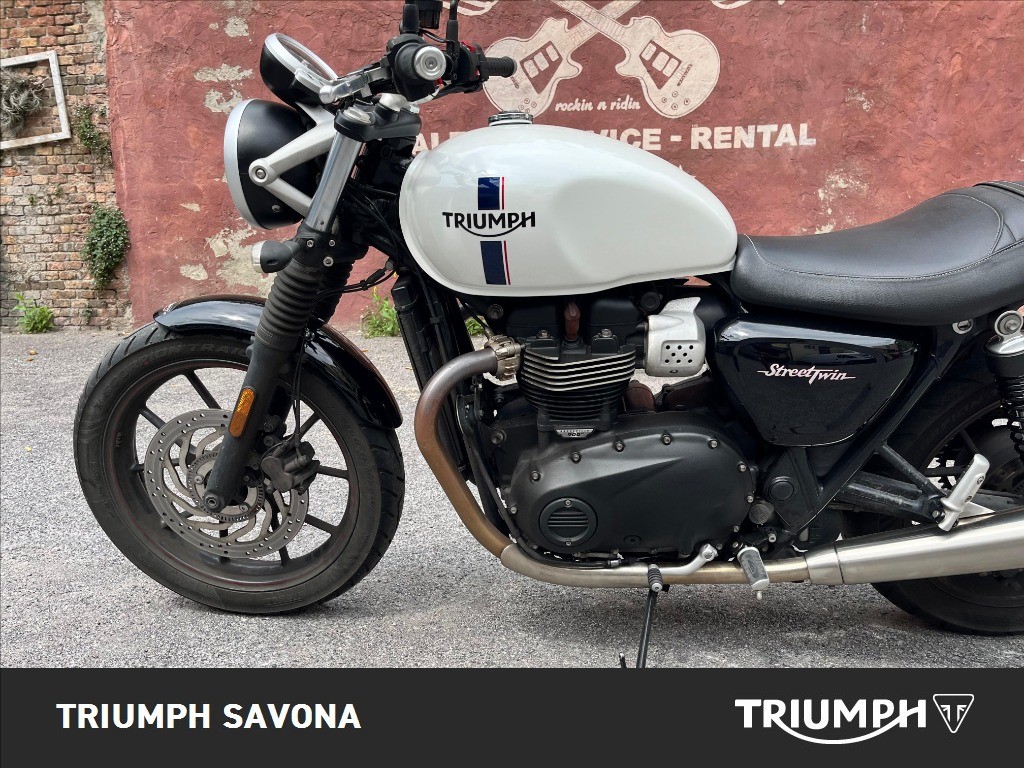 TRIUMPH Street Twin 900 