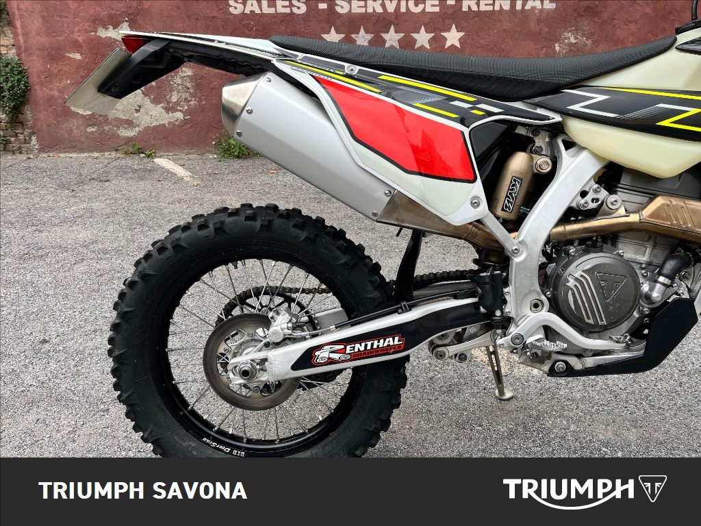 TRIUMPH TF 250 E Abs