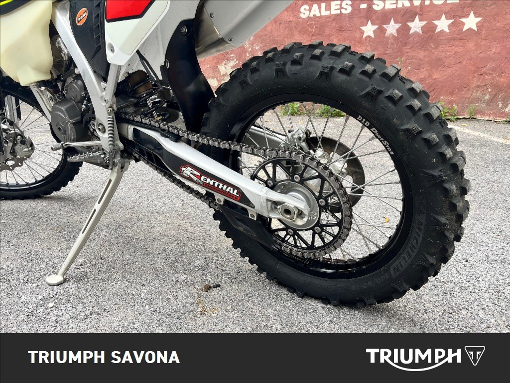 TRIUMPH TF 250 E Abs