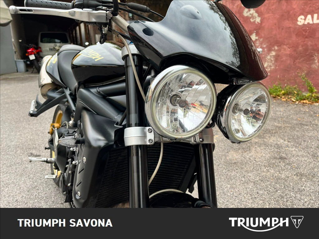 TRIUMPH Street Triple 675 R