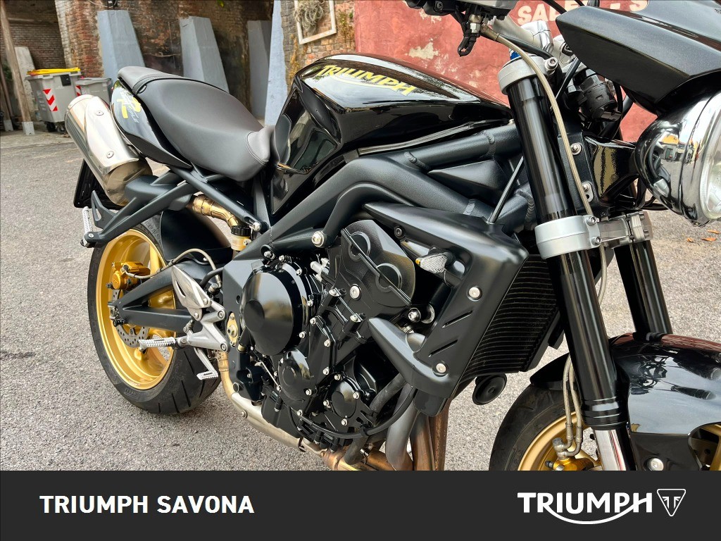 TRIUMPH Street Triple 675 R