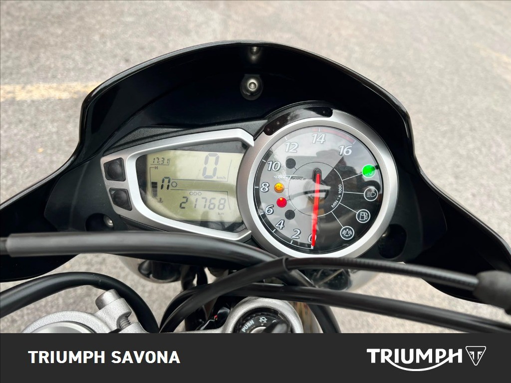 TRIUMPH Street Triple 675 R