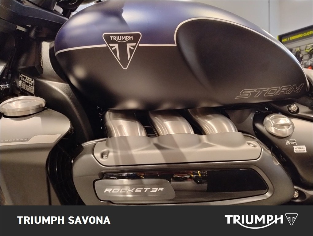 TRIUMPH Rocket III 2500 Storm R