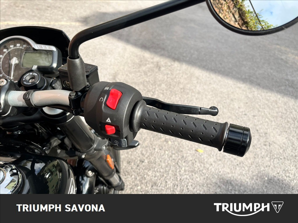 TRIUMPH Tracker 400 Phantom Black Abs