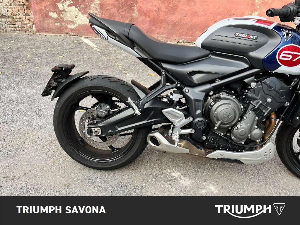 TRIUMPH Trident 660 Triple Tribute Abs