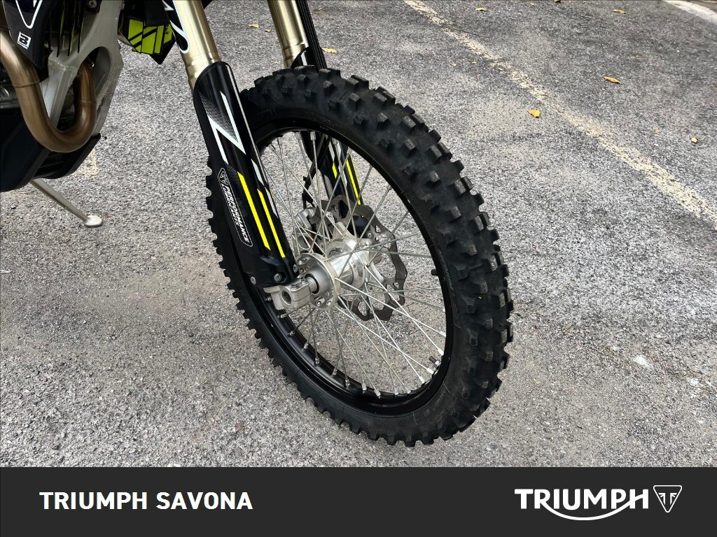 TRIUMPH TF 250 E Abs