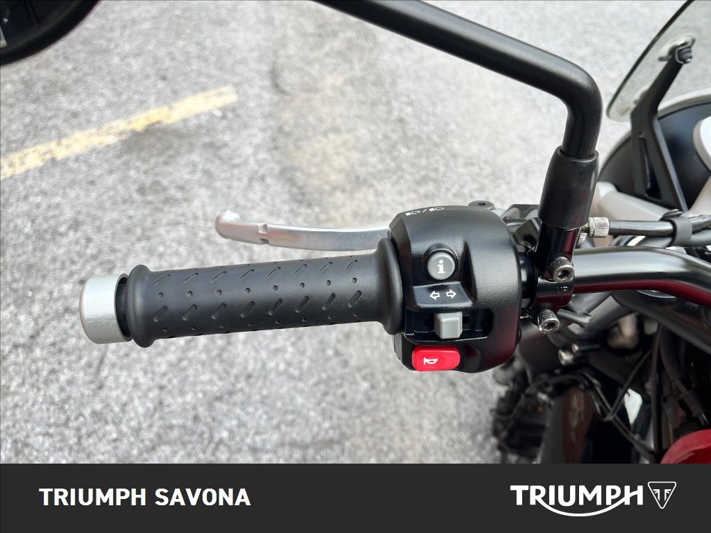 TRIUMPH Street Twin 900 