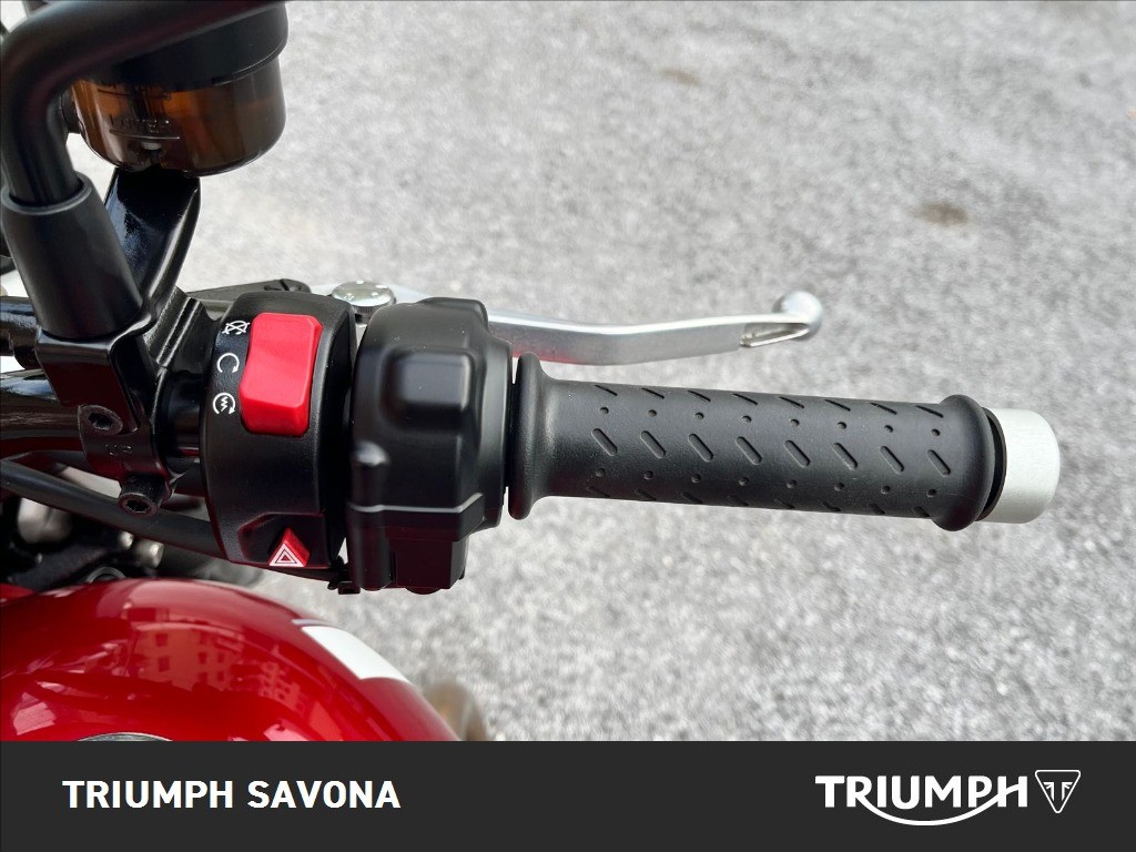TRIUMPH Street Twin 900 